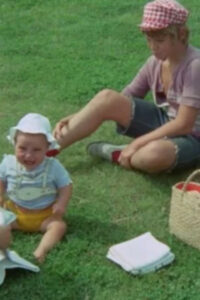 Младенец на дереве (1969)